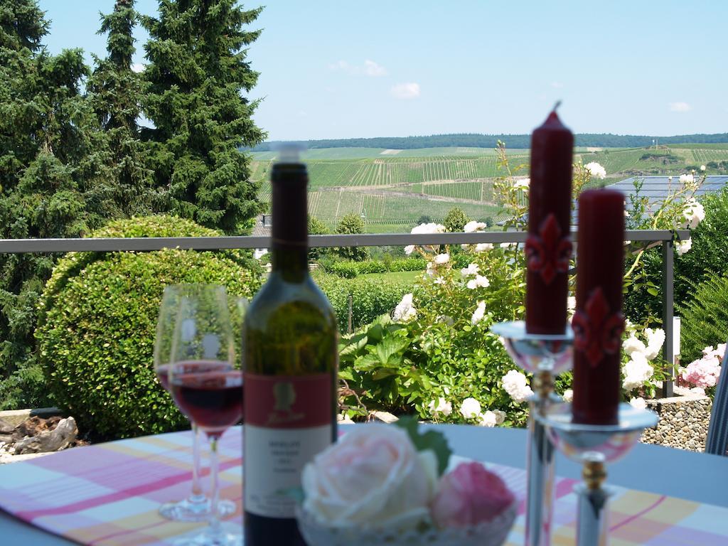 Weingut Bastian Hotel Brauneberg Eksteriør billede