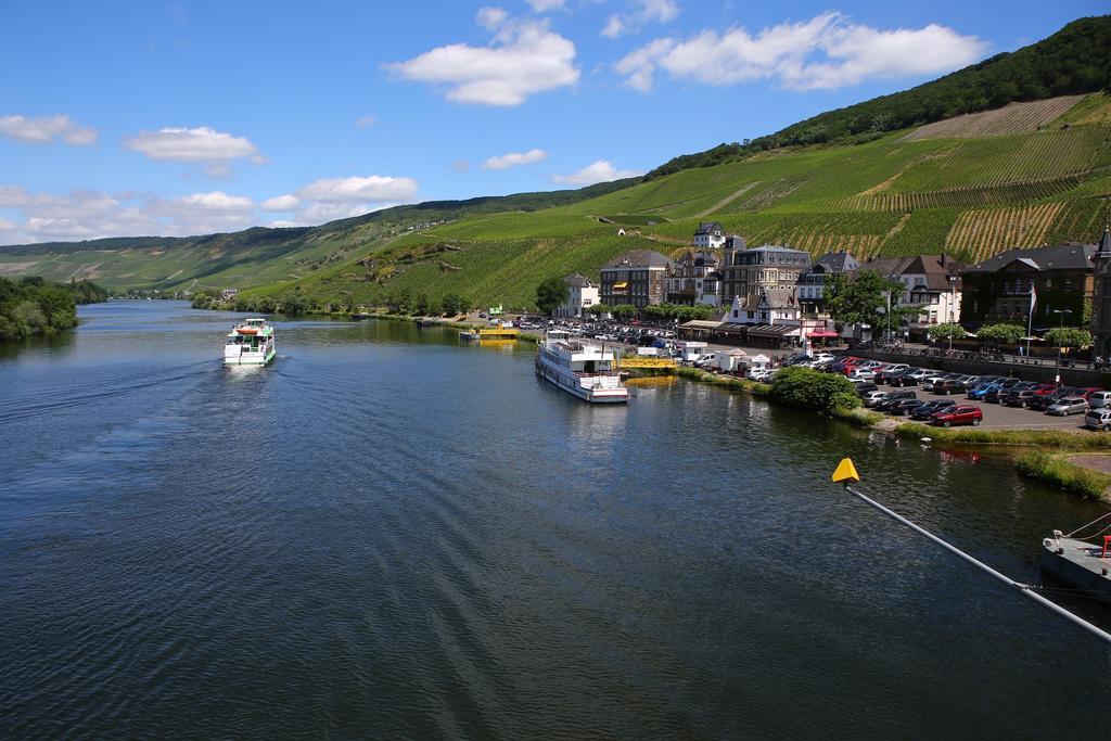 Weingut Bastian Hotel Brauneberg Eksteriør billede